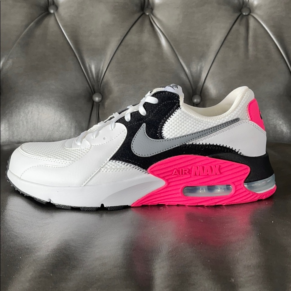 Nike Air Max Excee Size 10